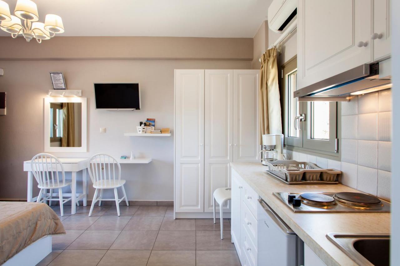 Mythos Suites Diskos Lentas Bagian luar foto
