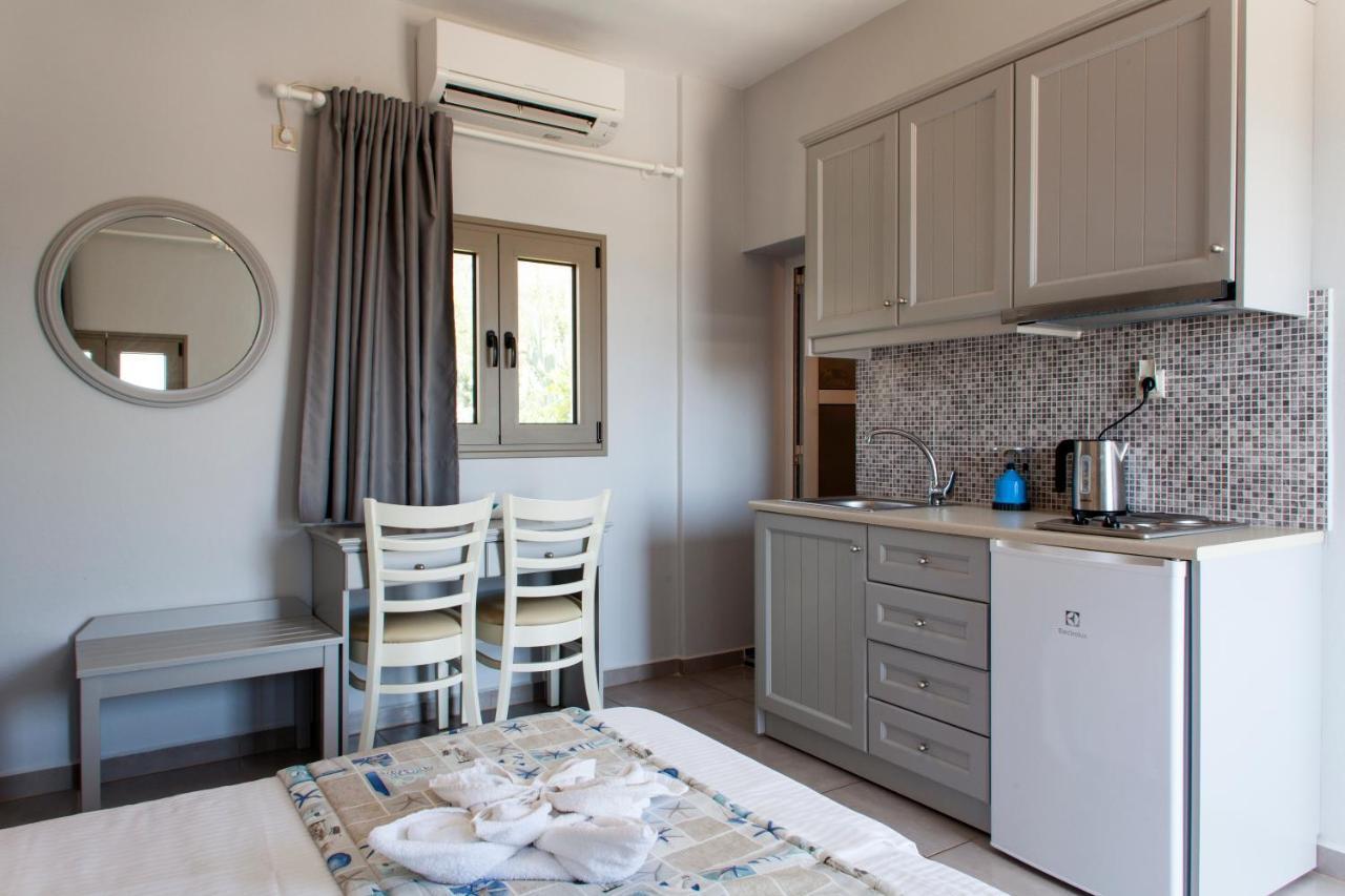 Mythos Suites Diskos Lentas Bagian luar foto