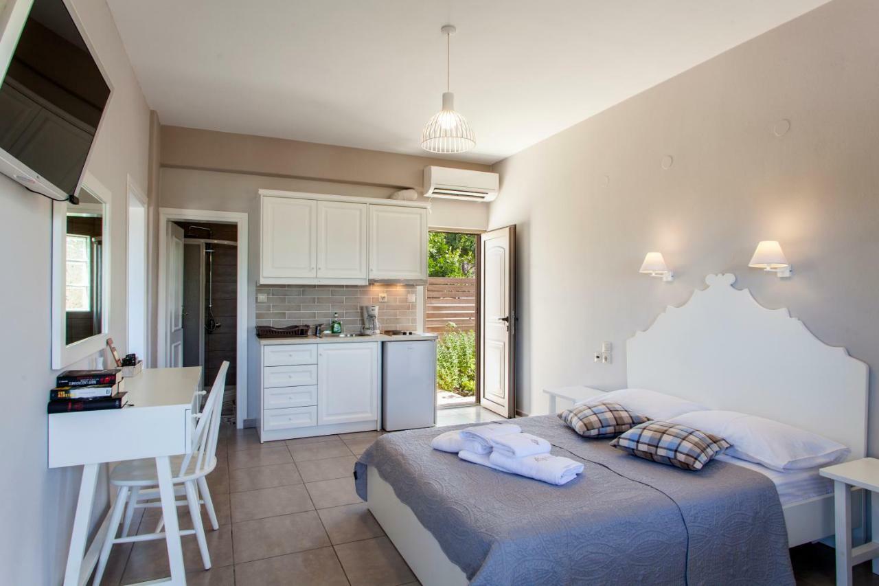 Mythos Suites Diskos Lentas Bagian luar foto